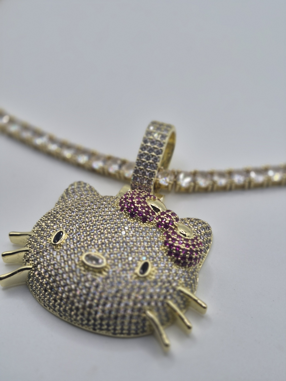 Gold Tone Cat Pendant Necklace with Pink Crystal Bow
